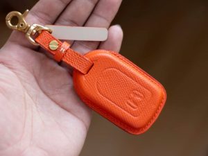 op-khoa-o-to-honda-crv