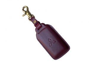 op-khoa-mitsubishi-outlander-1