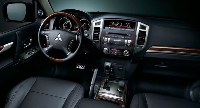 Mitsubishi Pajero Sport 2022