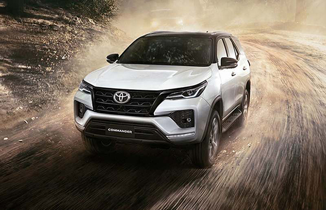 Toyota-Fortuner-Commander-2022-1